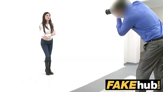 妻は夫と三人組を好む。 若い 女の子 の セックス 動画