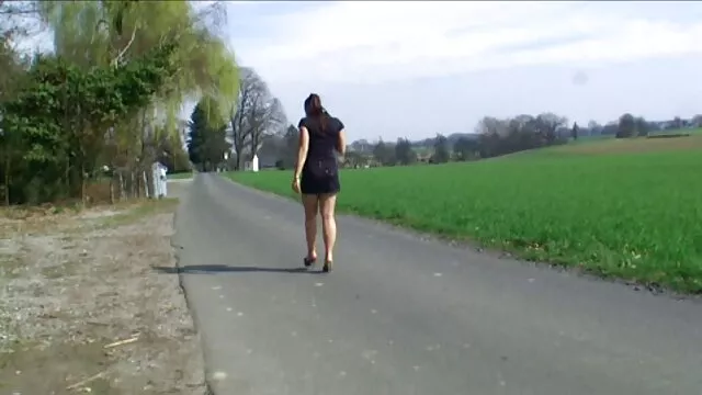 ポルノスターのための男根の薬。 セックス 動画 女の子