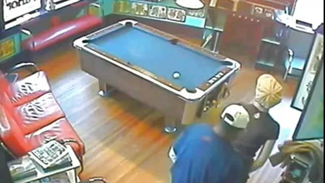 喜びを持つ若い恋人は、お尻の成熟した主婦をファックする 女の子 の ため エロ 動画