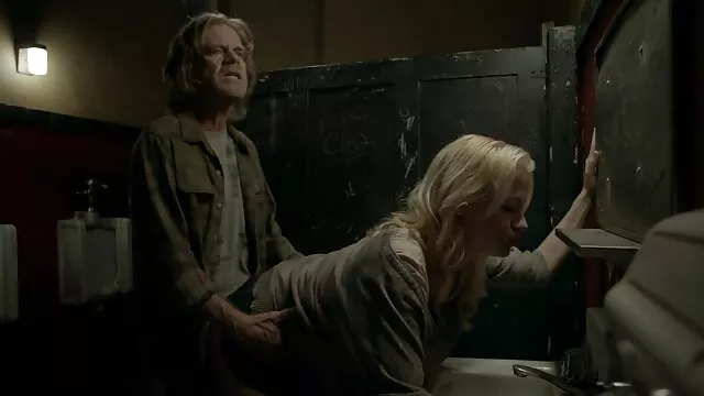 若い学生は彼女と彼女の貪欲な妹の性欲の男のために彼と一緒にポーズをとる。 女の子 の エロ アニメ