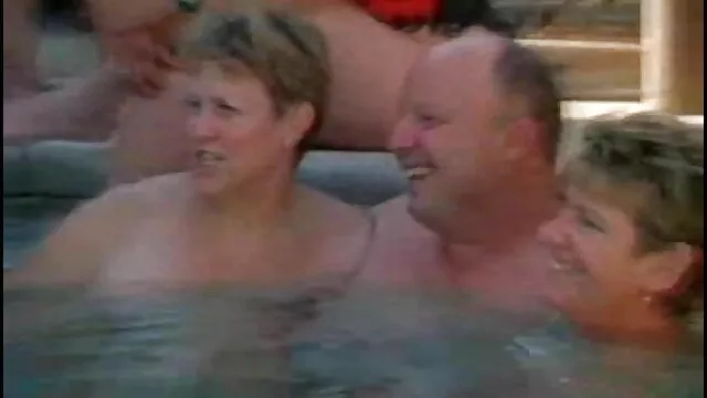 アジア赤毛ピンク色の大規模な品揃えのメーカーの垂ジュースからの強制ディルド 女の子 エロ い 動画