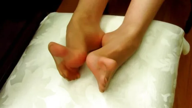 若いブロンド18歳、彼女は今荒いセックスをする準備ができていました。 女の子 の ため の エロ 動画 無料