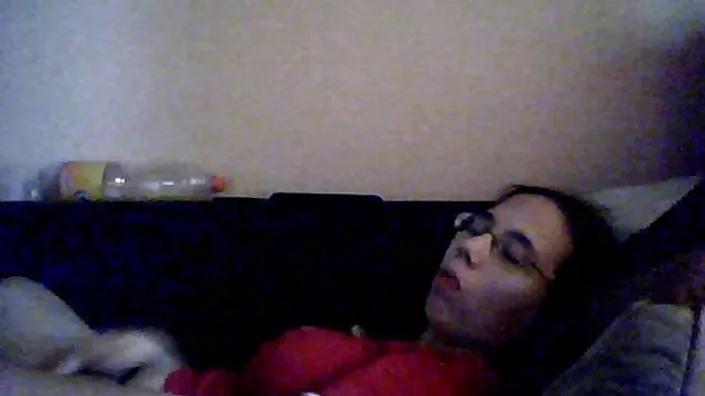 ストッキングの若いポルノモデルは、角質の黒いコックで彼女を置き換え 女の子 の ため の 無料 エッチ