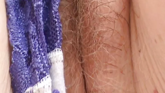 巨乳、甘いチェコの女の子は、プールで彼氏のコックを吸う。 無料 エロ 動画 女性 用