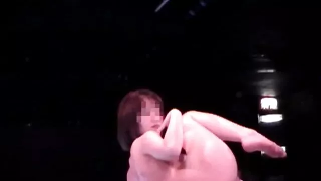 Busty成熟したブロンドは、テーブルの上に上司に自分自身を与えます 女の子 の エロ アニメ