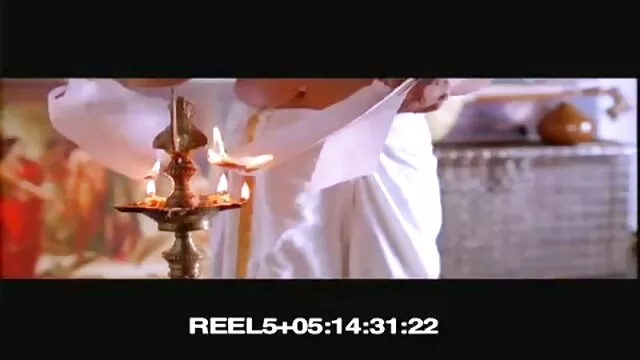 Pikaperは女の子にお金のために茂みで彼を性交させるよう説得する。 女の子 の ため の えっち 動画